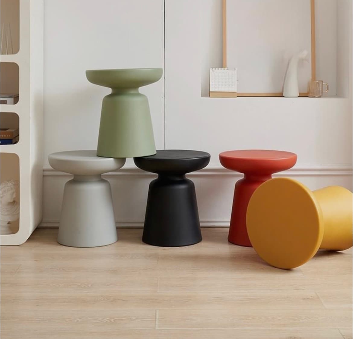 Журнальный столик VOQ