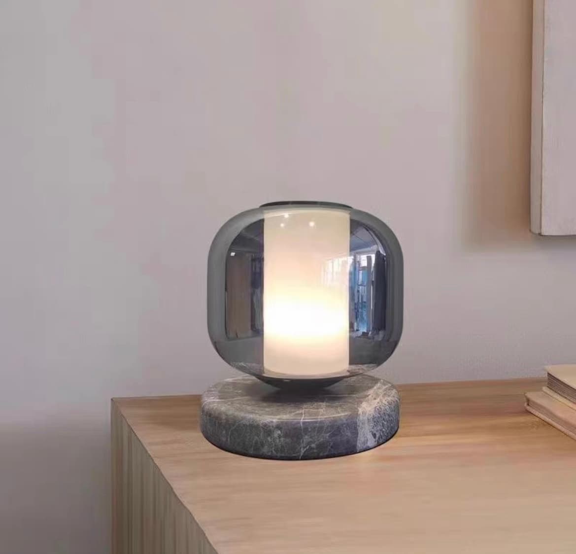 Настольная лампа BLOWR