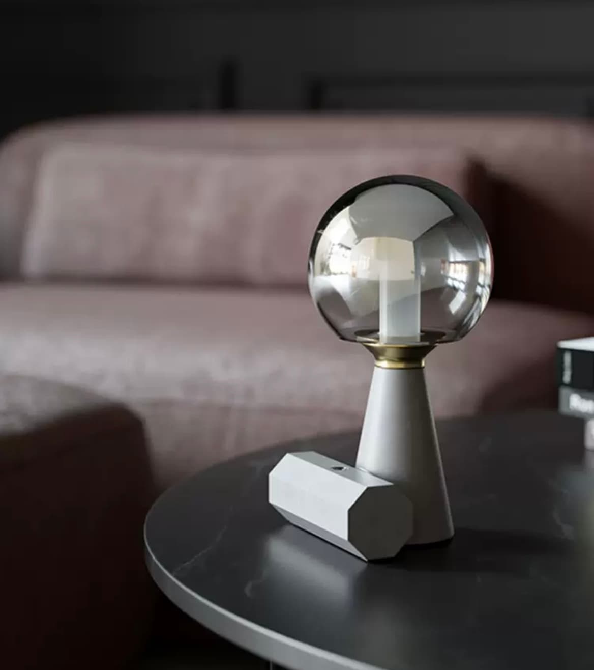 Настольная лампа LAZARUS 