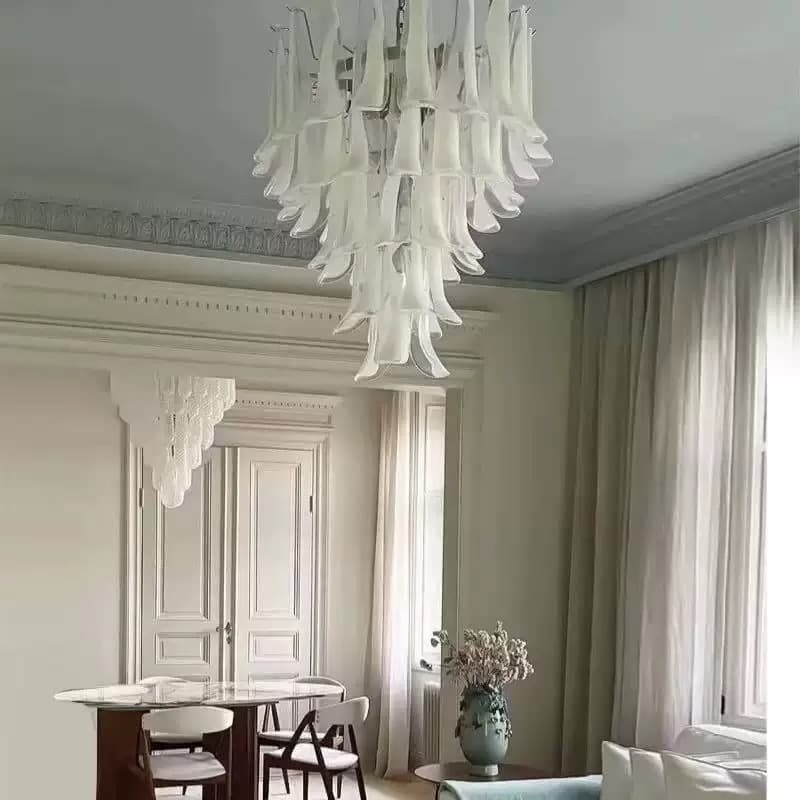 Люстра LOBBY MILK