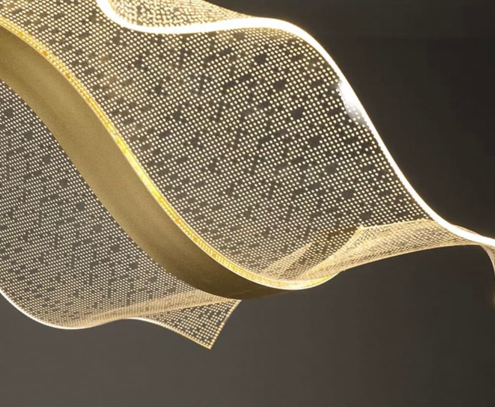 Реечная люстра LARSERIC